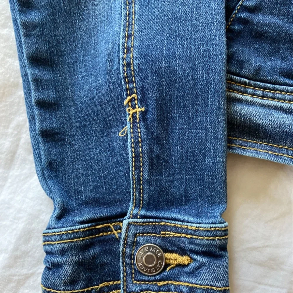 Youth 😻 and Jack Denim - Picture 6 of 6